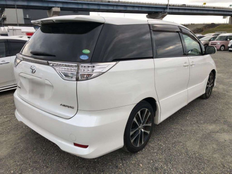 2012 Toyota Estima ACR50W[1]