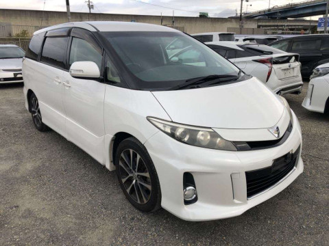 2012 Toyota Estima ACR50W[2]