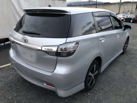 2012 Toyota Wish ZGE20W[1]