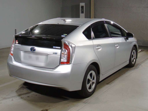 2013 Toyota Prius ZVW30[1]