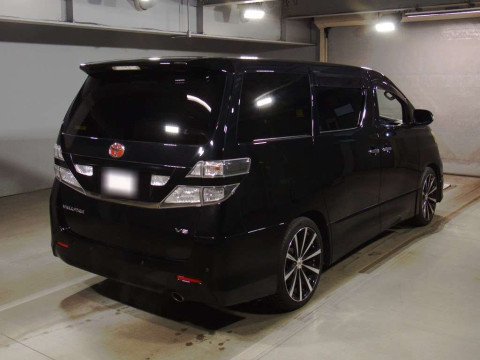 2010 Toyota Vellfire GGH20W[1]