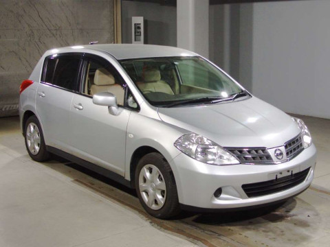 2012 Nissan Tiida C11[2]