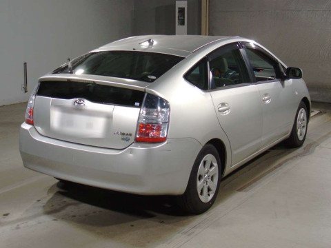 2004 Toyota Prius NHW20[1]