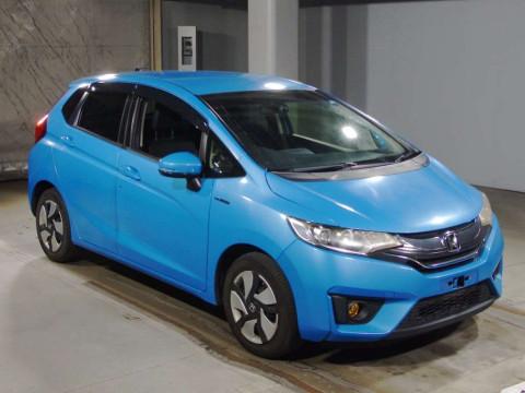 2014 Honda Fit Hybrid GP5[2]