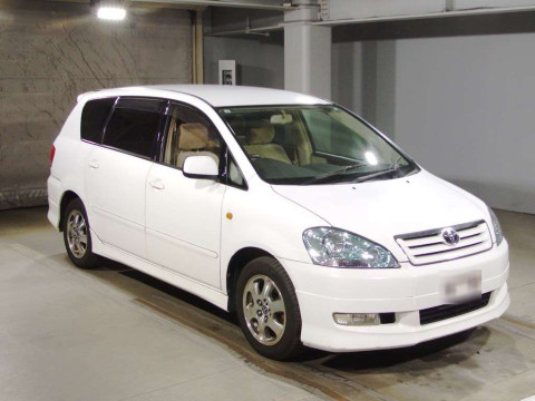 2003 Toyota Ipsum ACM21W[2]