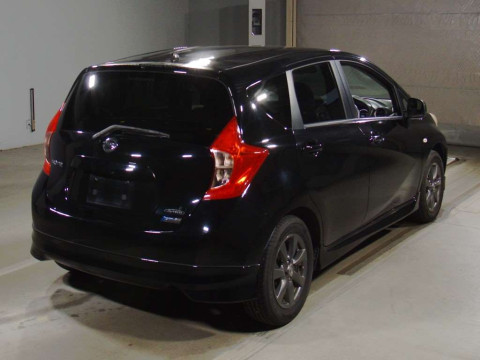 2013 Nissan Note E12[1]