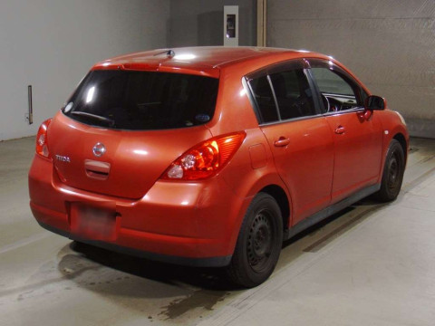 2005 Nissan Tiida C11[1]