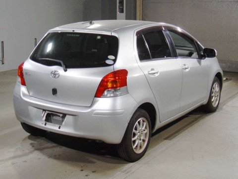 2008 Toyota Vitz KSP90[1]