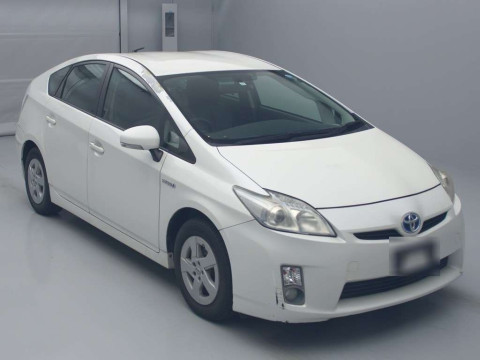 2009 Toyota Prius ZVW30[2]