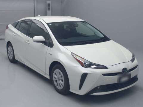 2020 Toyota Prius ZVW51[2]