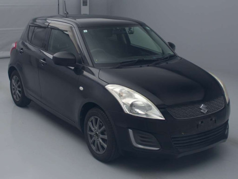 2015 Suzuki Swift ZC72S[2]