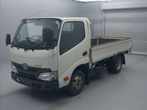 2019 Toyota Dyna Truck XZU605[0]