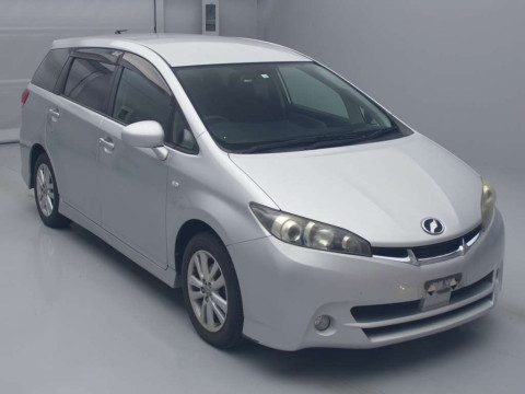 2010 Toyota Wish ZGE20W[2]