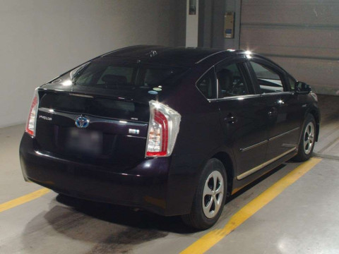 2014 Toyota Prius ZVW30[1]