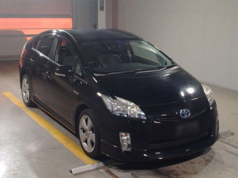 2010 Toyota Prius ZVW30[2]