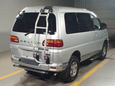 2002 Mitsubishi Delica Spacegear PD6W[1]