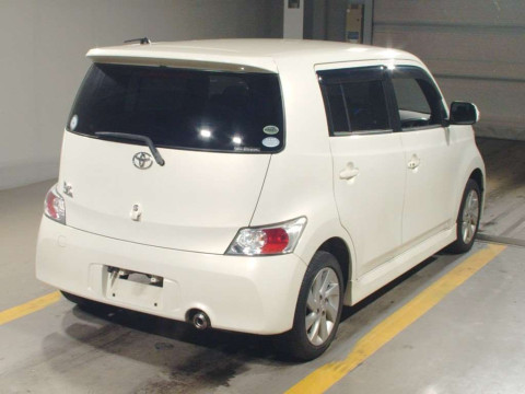 2010 Toyota bB QNC21[1]