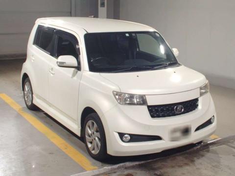 2010 Toyota bB QNC21[2]