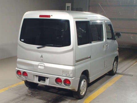 2004 Mitsubishi Town Box U61W[1]