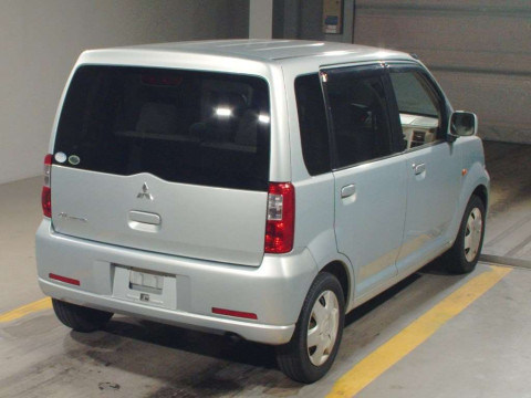 2006 Mitsubishi eK Wagon H81W[1]