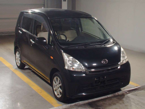 2011 Daihatsu Move LA100S[2]