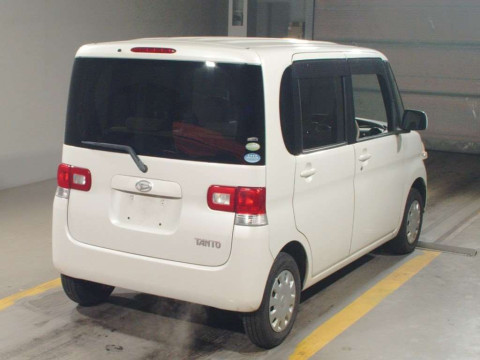 2009 Daihatsu Tanto L375S[1]