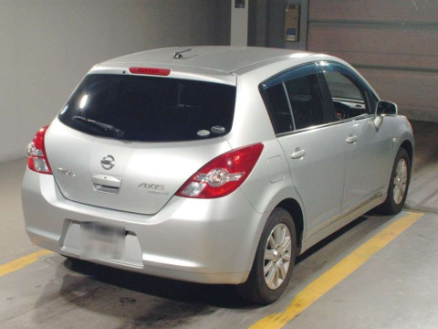 2010 Nissan Tiida C11[1]