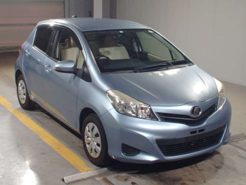 2014 Toyota Vitz KSP130[2]