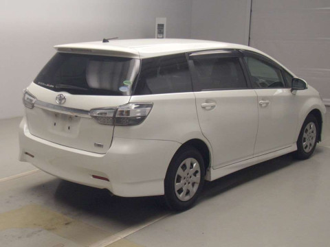 2012 Toyota Wish ZGE20W[1]