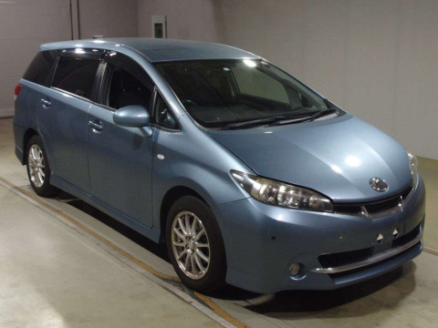 2011 Toyota Wish ZGE20W[2]