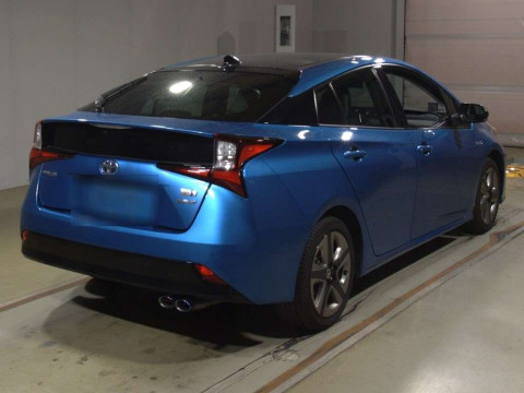 2019 Toyota Prius ZVW55[1]