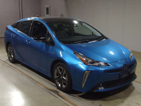 2019 Toyota Prius ZVW55[2]