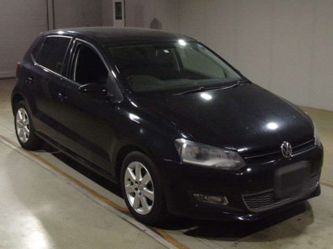 2011 Volkswagen Polo 6RCBZ[2]