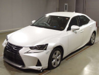 2019 Lexus IS