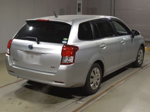 2013 Toyota Corolla Fielder NKE165G[1]