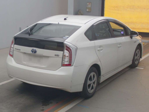 2012 Toyota Prius ZVW30[1]