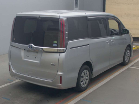 2018 Toyota Noah ZWR80G[1]