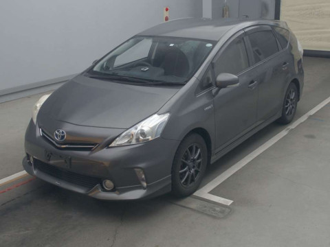 2012 Toyota Prius alpha ZVW41W[0]