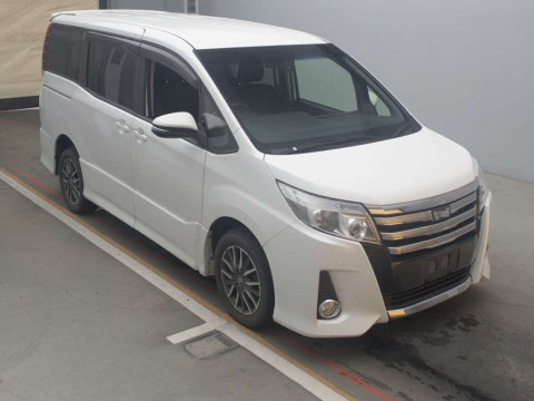 2014 Toyota Noah ZRR85W[2]