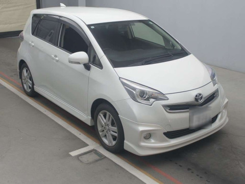 2015 Toyota Ractis NCP120[2]