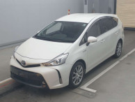 2016 Toyota Prius alpha