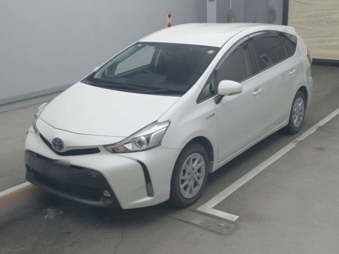 2017 Toyota Prius alpha ZVW41W[0]