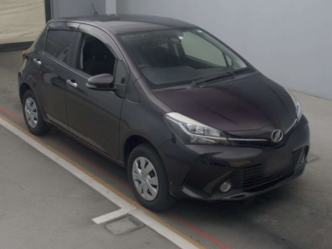 2016 Toyota Vitz NSP135[2]