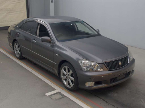 2007 Toyota Crown GRS184[2]