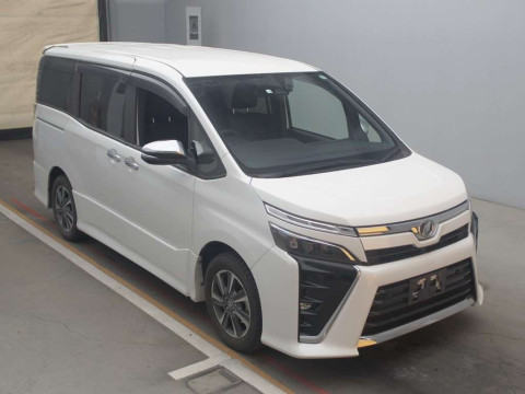 2020 Toyota Voxy ZRR80W[2]