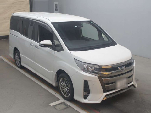 2020 Toyota Noah ZWR80W[2]