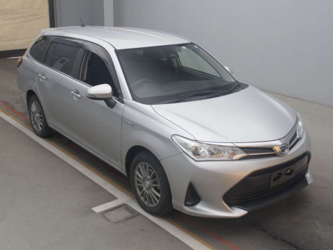 2018 Toyota Corolla Fielder NKE165G[2]