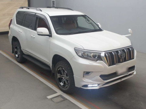 2021 Toyota Land Cruiser Prado GDJ150W[2]