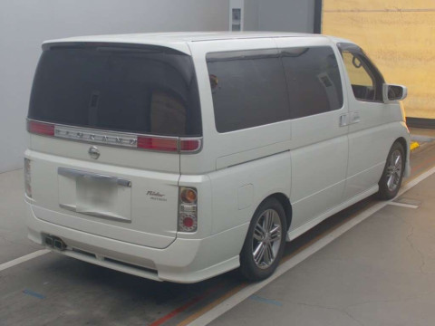 2005 Nissan Elgrand ME51[1]