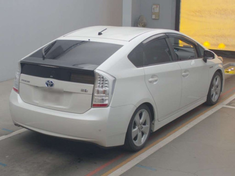 2011 Toyota Prius ZVW30[1]